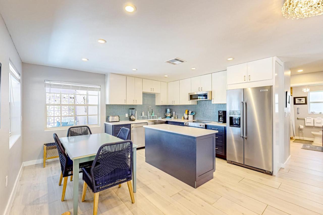 Purple Pelican Cottage 마르코 아일랜드 외부 사진