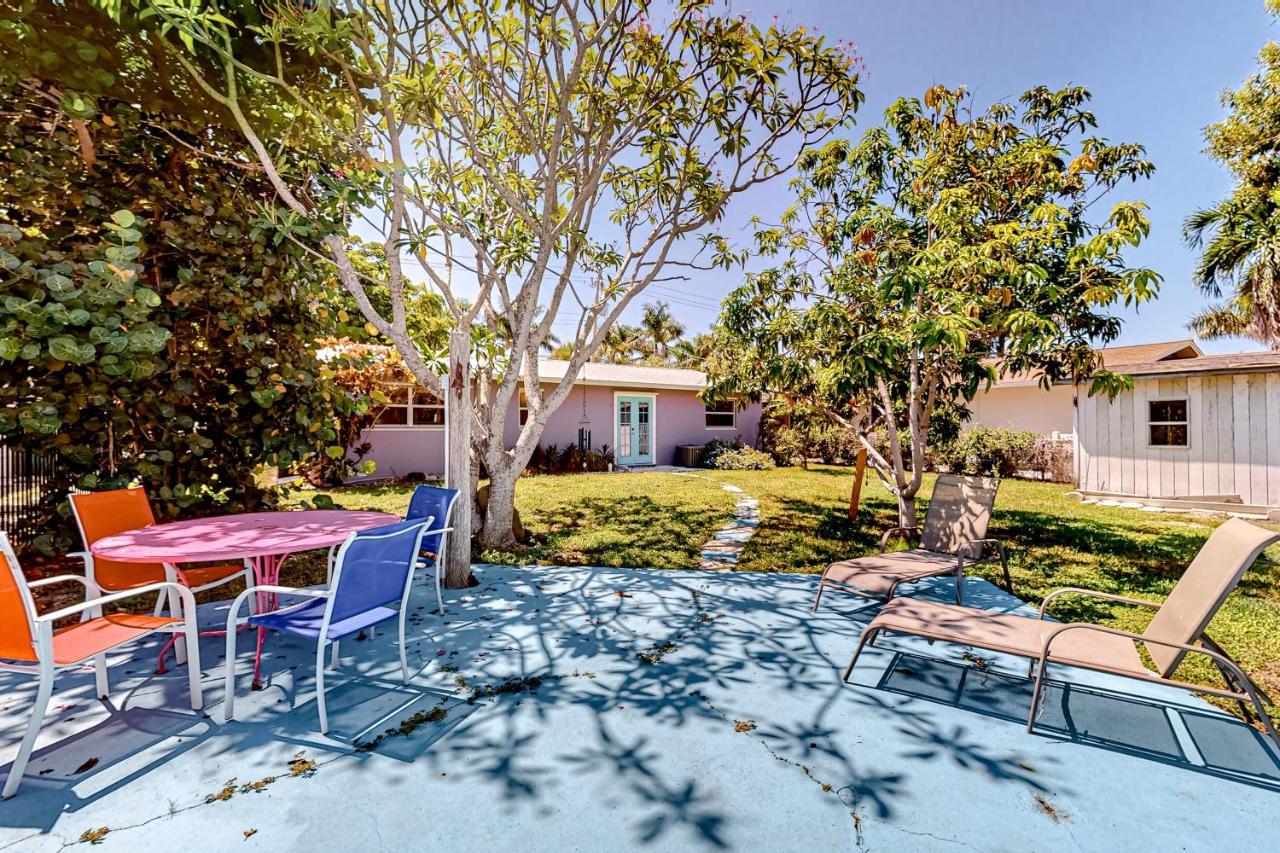 Purple Pelican Cottage 마르코 아일랜드 외부 사진